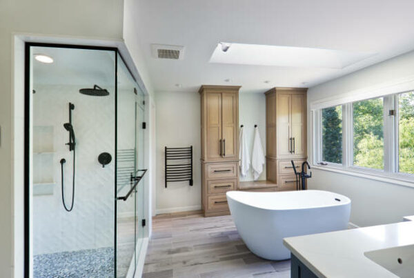 Entreprise rénovation de salle de bain Paris - Experts qualifiés pour transformer votre salle de bain en un espace moderne et fonctionnel.